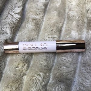 Doll 10 START LIVING color Proven Beauty Solutions Lip Crayon